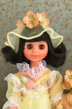 Gatabox - Sunrise in America - Flower Girl - Brunette - Doll